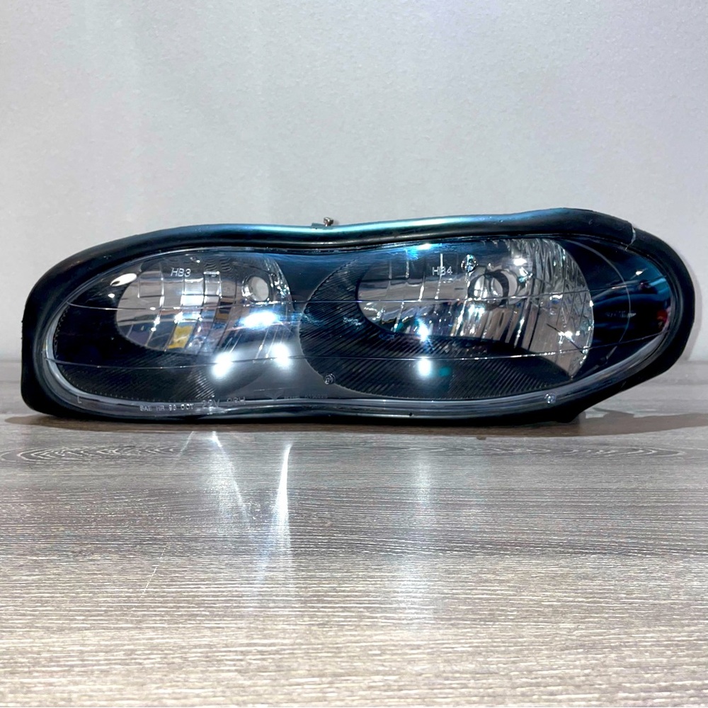 CHEVROLET CAMARO 1998-2002 F Body Black Housing OEM Style Left Headlight